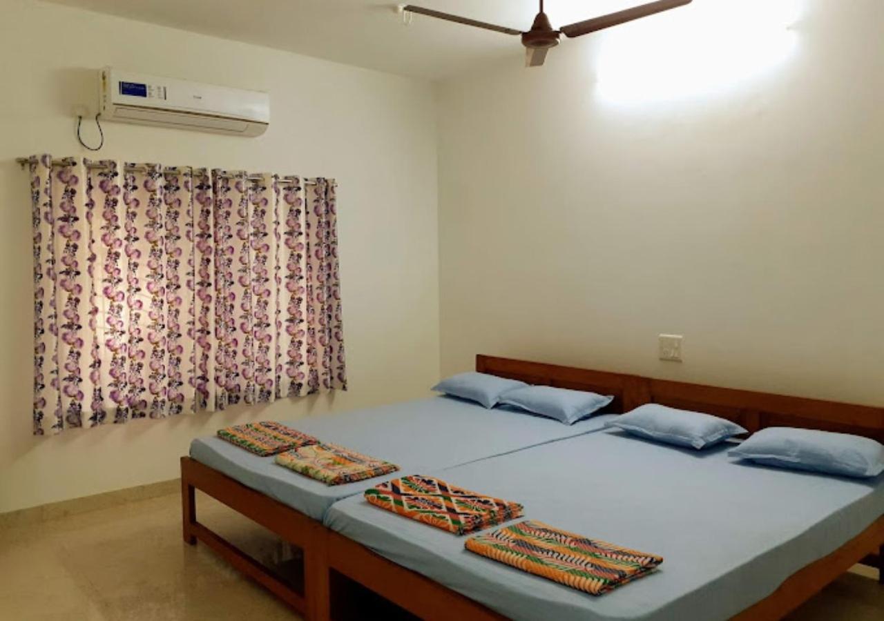 Bapat Niwas Home Stay Ganpatipule Exterior foto