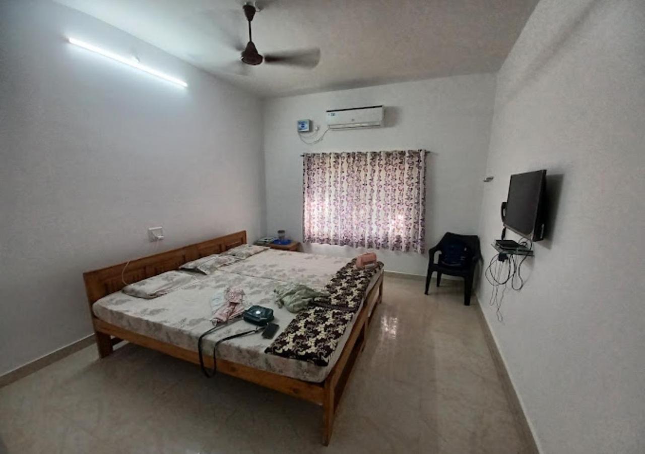 Bapat Niwas Home Stay Ganpatipule Exterior foto